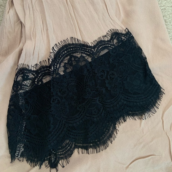 Forever 21, Nude and Black Lace Flare Mini Dress, Size: Small - Picture 4 of 4